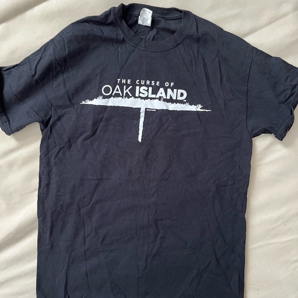 Curse of Oak Island men’s T-shirt